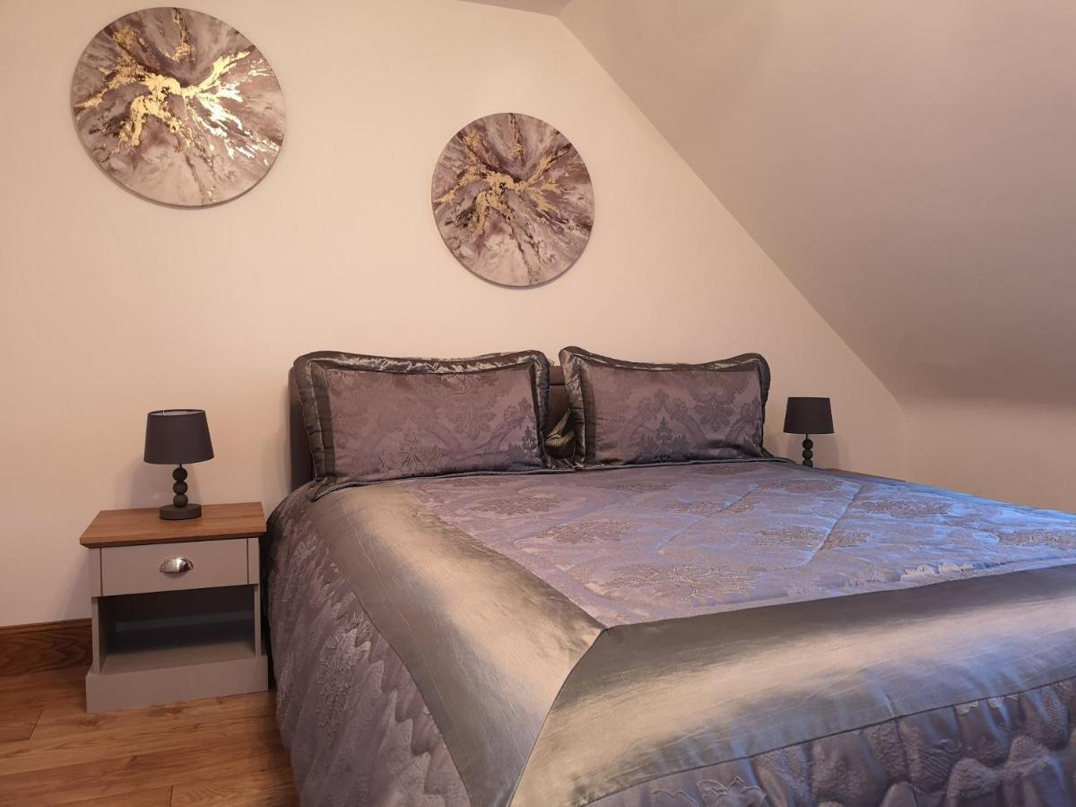 Attic Floor Apartment, City Centre Инвернес Екстериор снимка