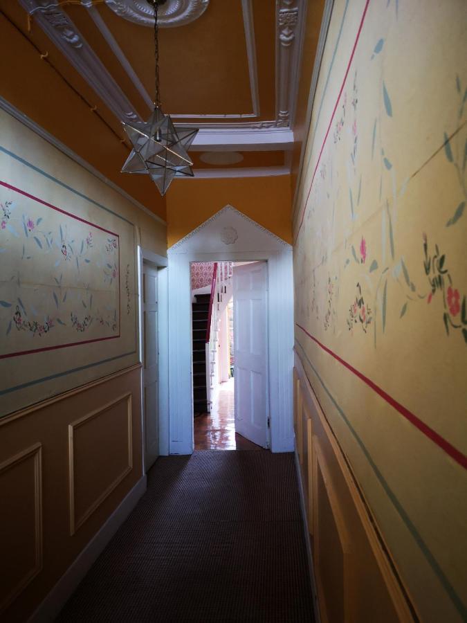 Attic Floor Apartment, City Centre Инвернес Екстериор снимка
